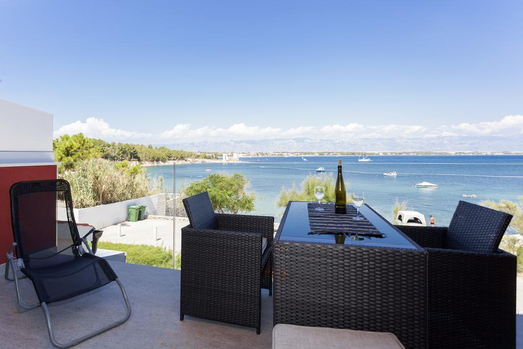 Apartments Svetec Vir Εξωτερικό φωτογραφία